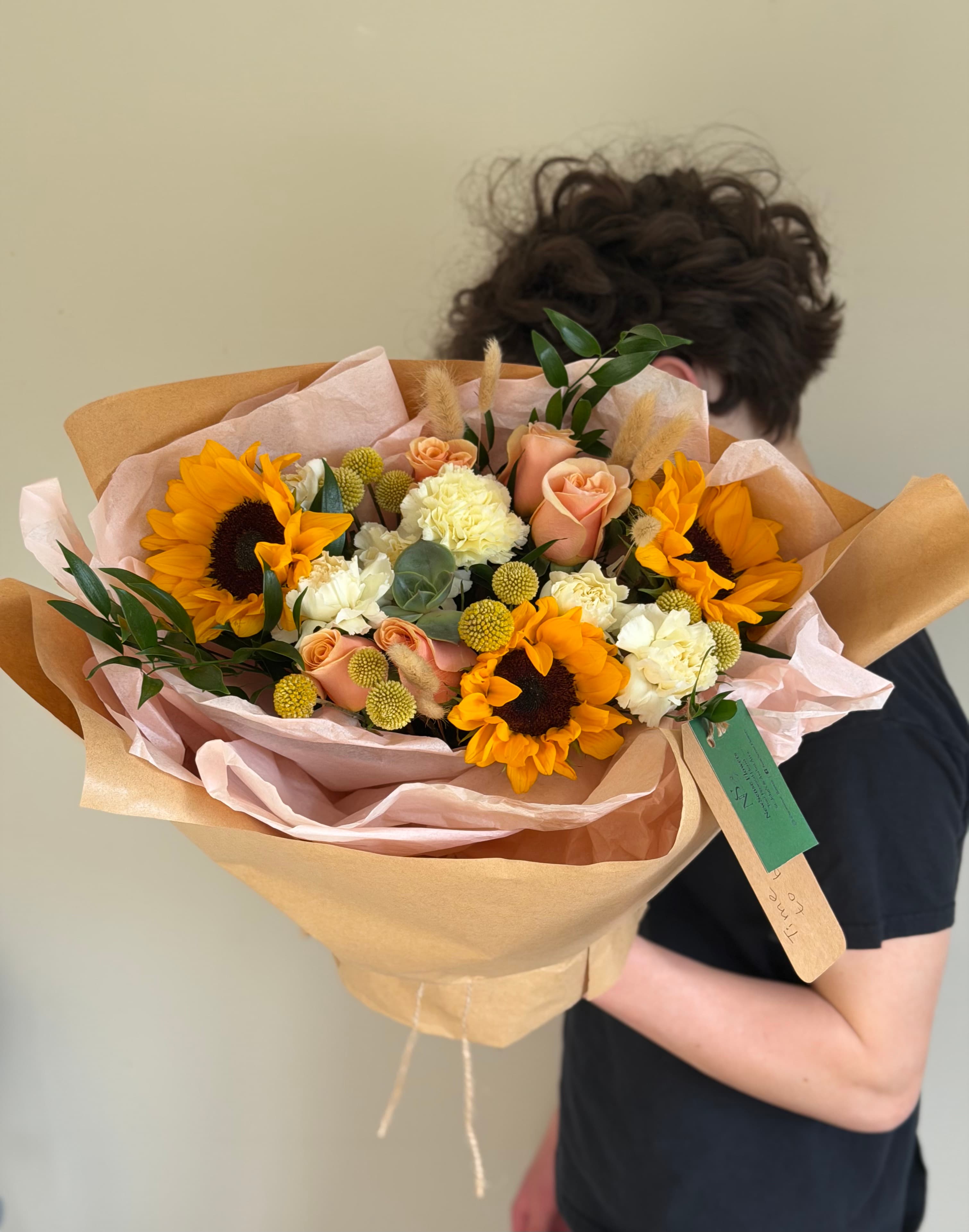 Signature Bouquet No. 16